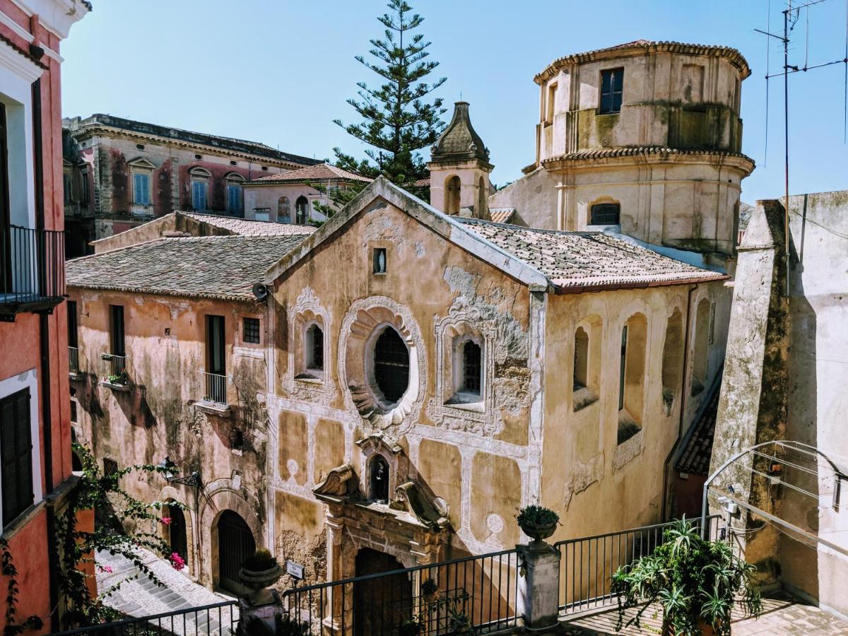 Casa Di Chiara Vandrarhem Crotone Exteriör bild