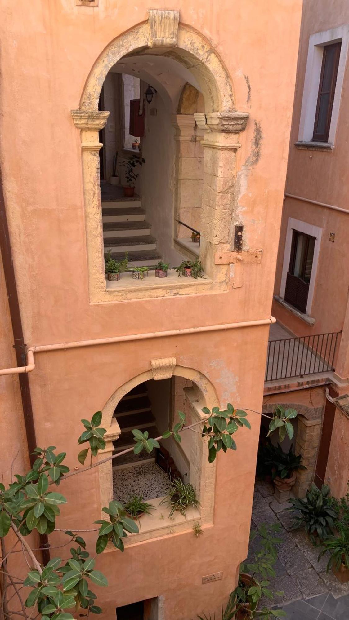 Casa Di Chiara Vandrarhem Crotone Exteriör bild